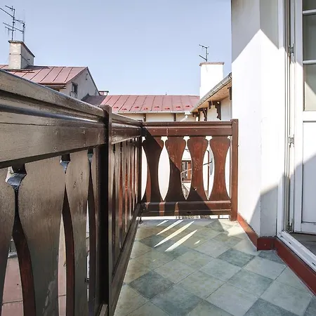 Krakowskie 36 - Single Two * Lublin
